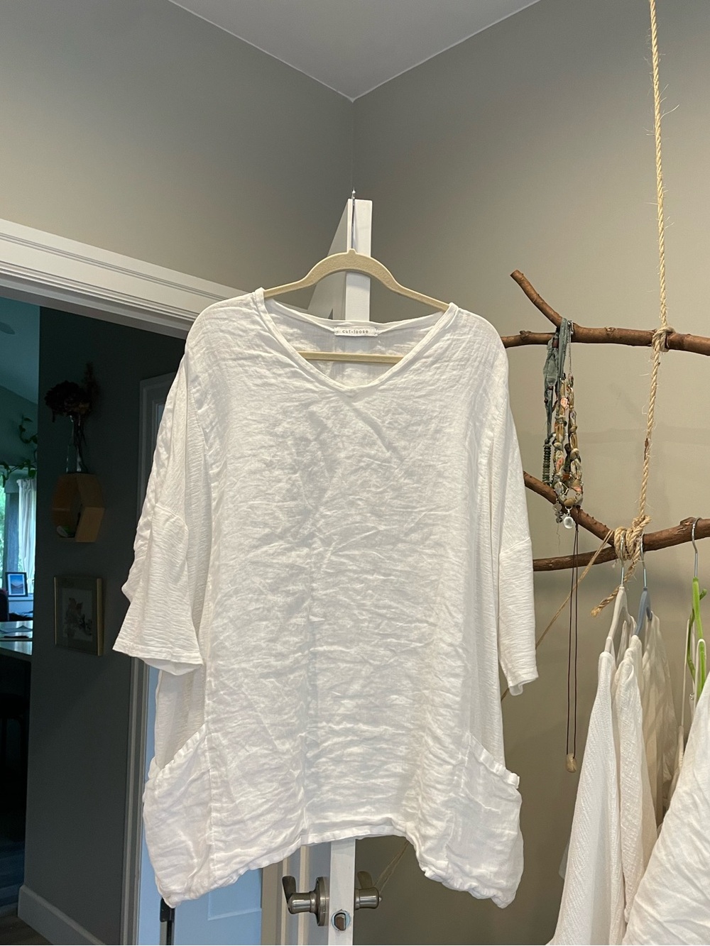 Cut loose linen/cotton boho white tunic OS